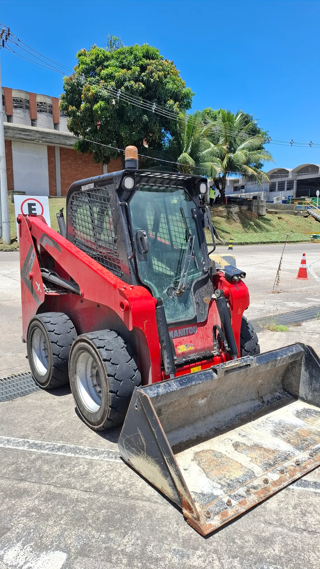 Manitou 1650R, minicarregadeira da GABE
