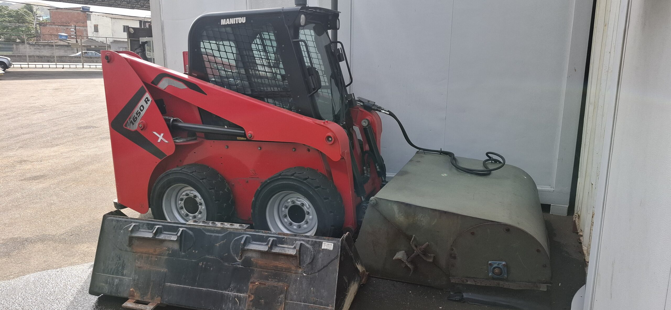 Vassoura Recolhedora WARVR60 — implemento da GABE